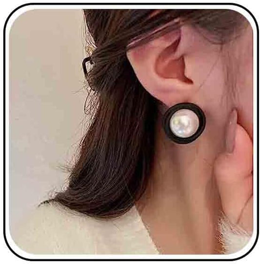 Vintage Mermaid Pearl Stud Earrings Half Pearl Earrings Black Enamel Circle Earrings Mermaid Stud Earrings Jewelry for Women and Girls
