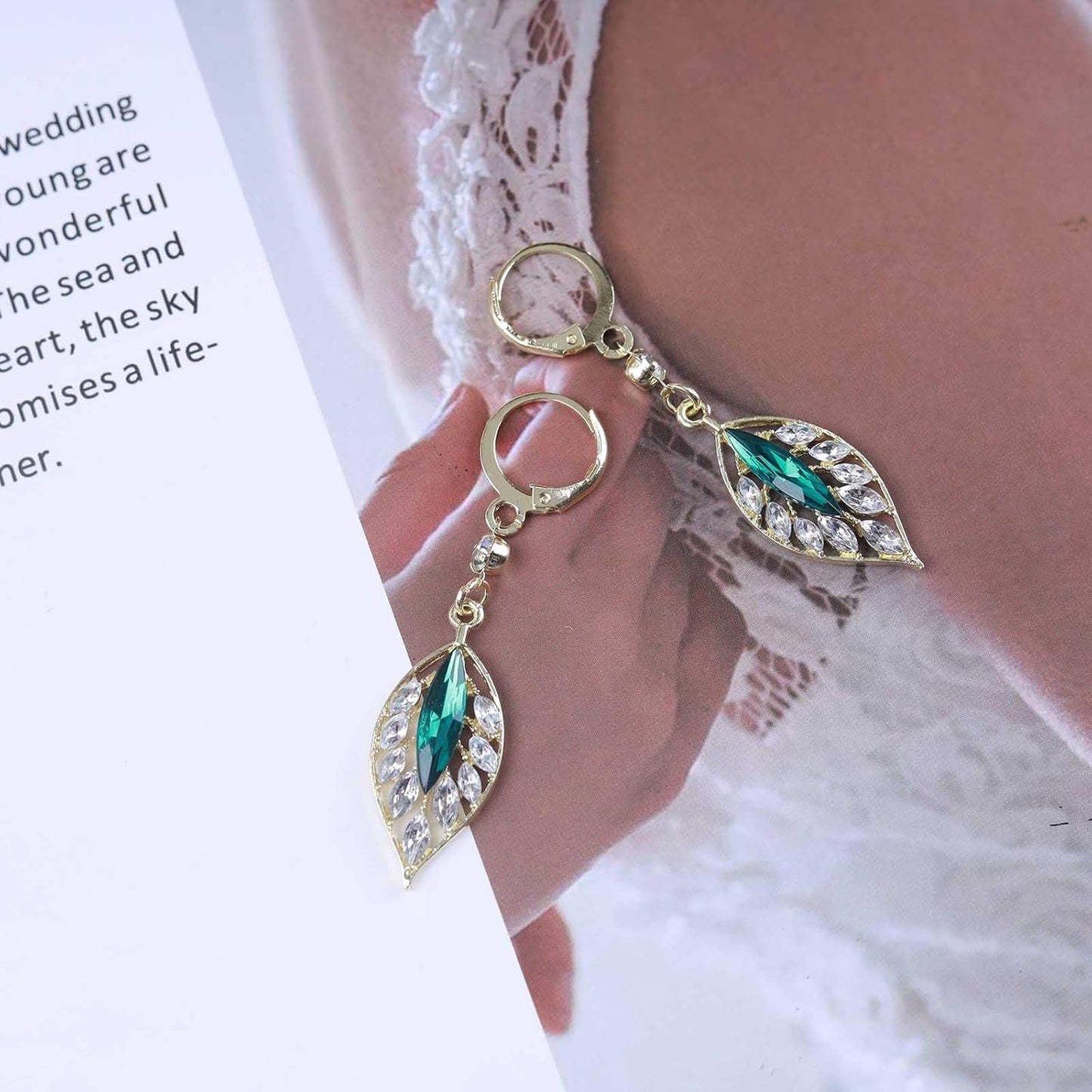 Vintage Emerald Leaf Earrings Rhinestone Leaf Drop Earrings Green Emerald Dangle Earrings Gold Crystal Leaf Hoop Earrings Jewelry for Women
