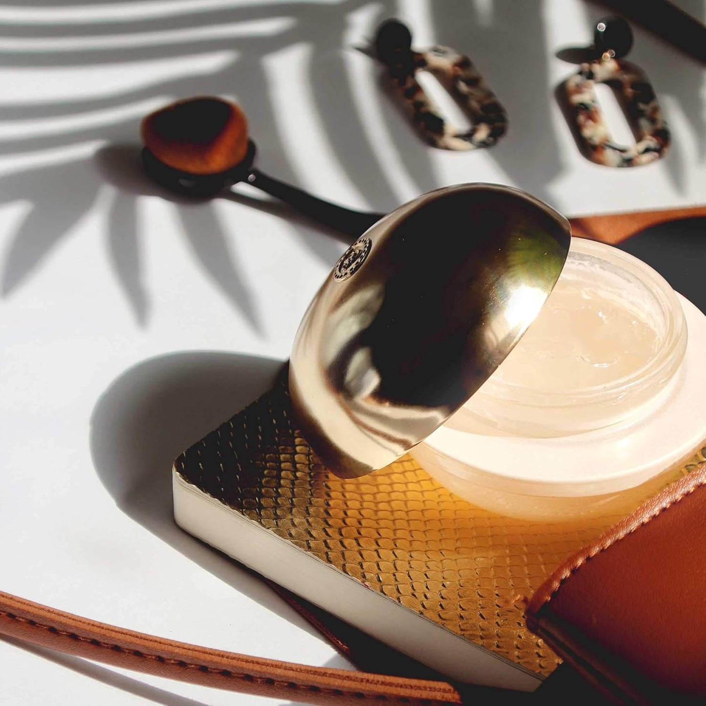 Premier Dead Sea Instant Stretching and Revitalizing, Lifting Mask, 2.04 FL OZ.