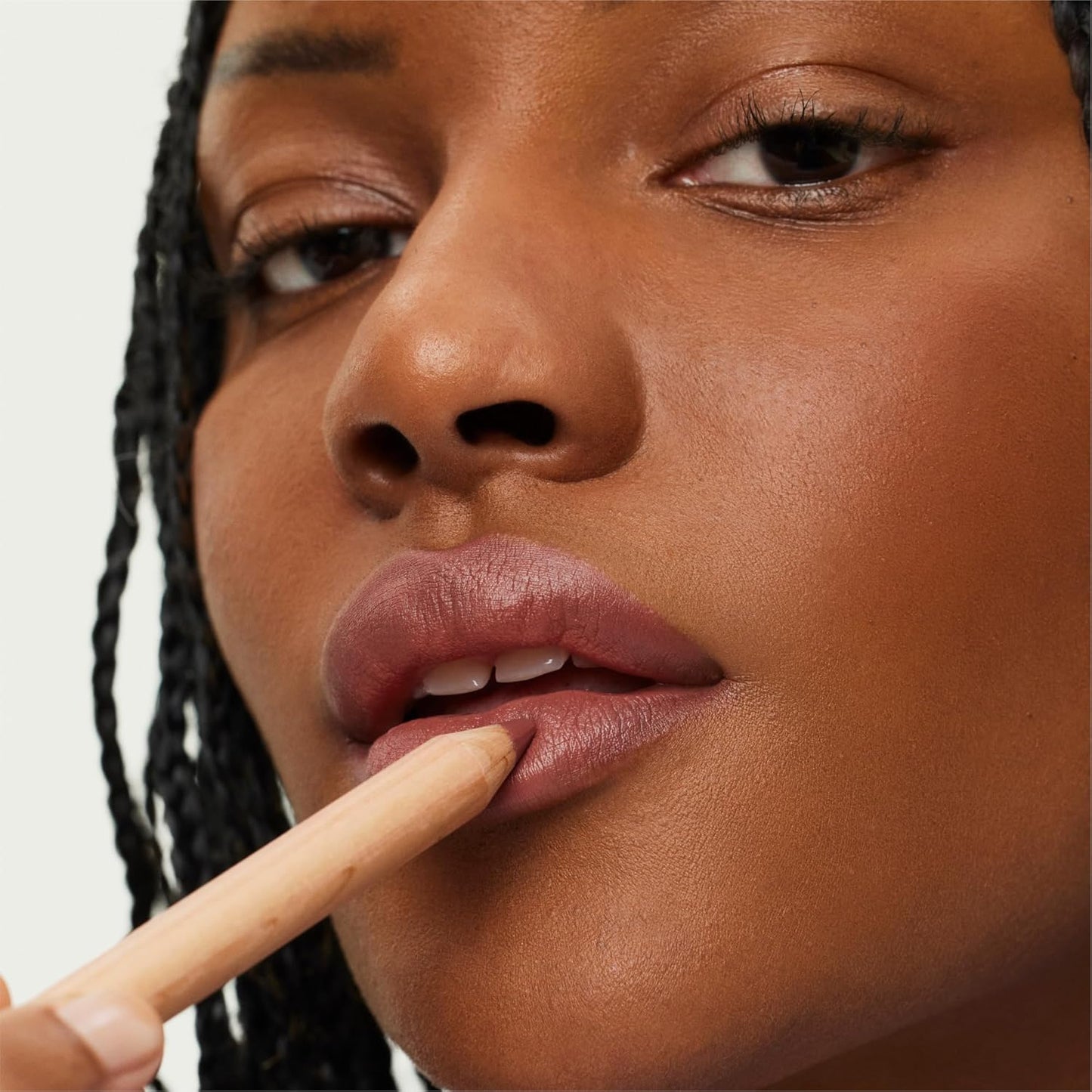 ILIA - Lip Sketch Hydrating Crayon | Hydrate, Plump, Smooth, Strengthen | Long Lasting up to 12-Hours, Bleed-Resistant, Soft-Matte | Barrier-Building, Non-Toxic, Cruelty-Free (Genre)