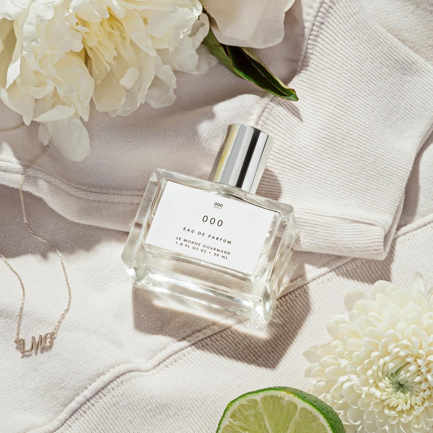 Le Monde Gourmand 000 Eau de Parfum - 1 fl oz (30 ml) - Sandalwood, Bergamot, Water Lily Perfume Notes